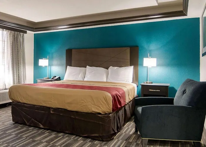 Homestay Inn & Suites